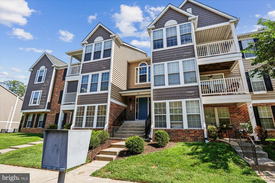 Stunning two bedroom, one bath penthouse in Woodbridge Center.  No expense has been spared in updating this condo.  The kitchen has stainless steel appliances, top-of-the line quartz countertops, new luxury vinyl flooring throughout.  Tall cathedral ceilings in the living room and kitchen give a sense of openness, and the dining area offers a sense of tranquility with views of the quiet wooded area behind the building.  The primary bedroom has two walk-in closets, and like the second bedroom, it faces the serene,  quiet back of the building. This is a beautiful oasis from the pressures of life.  It must be seen!