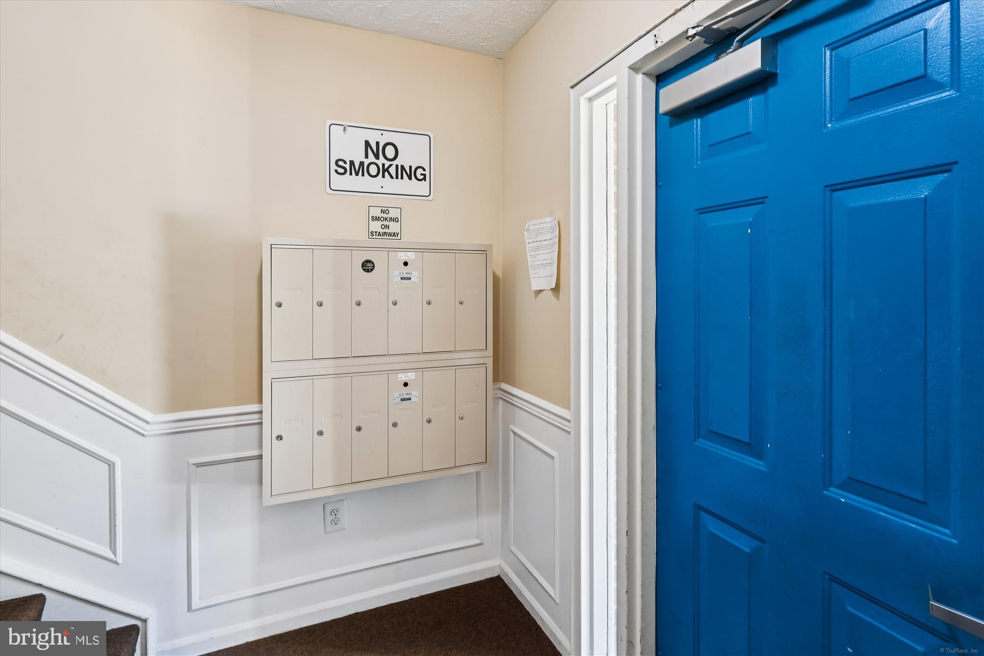 901 SWALLOW CREST COURT K 901-K