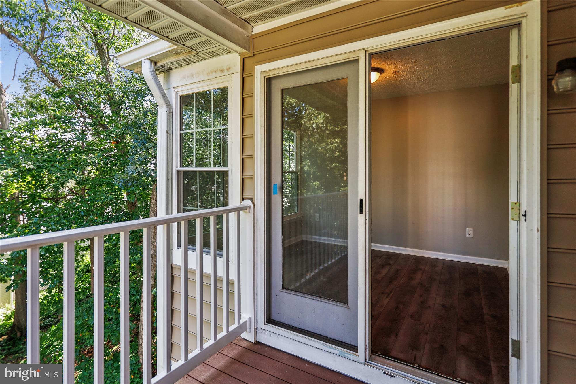 WOODBRIDGE CENTER - Residential