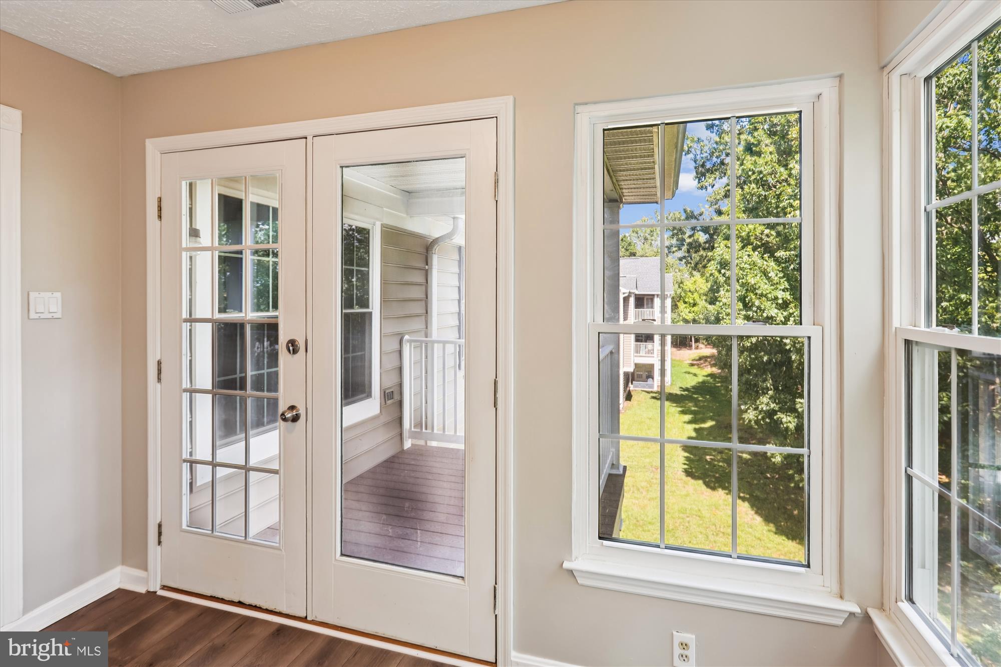 WOODBRIDGE CENTER - Residential