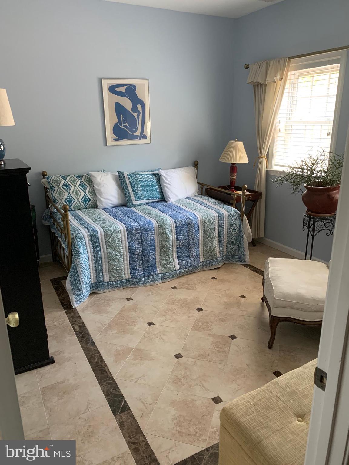 SUTTON GREEN - Residential Lease