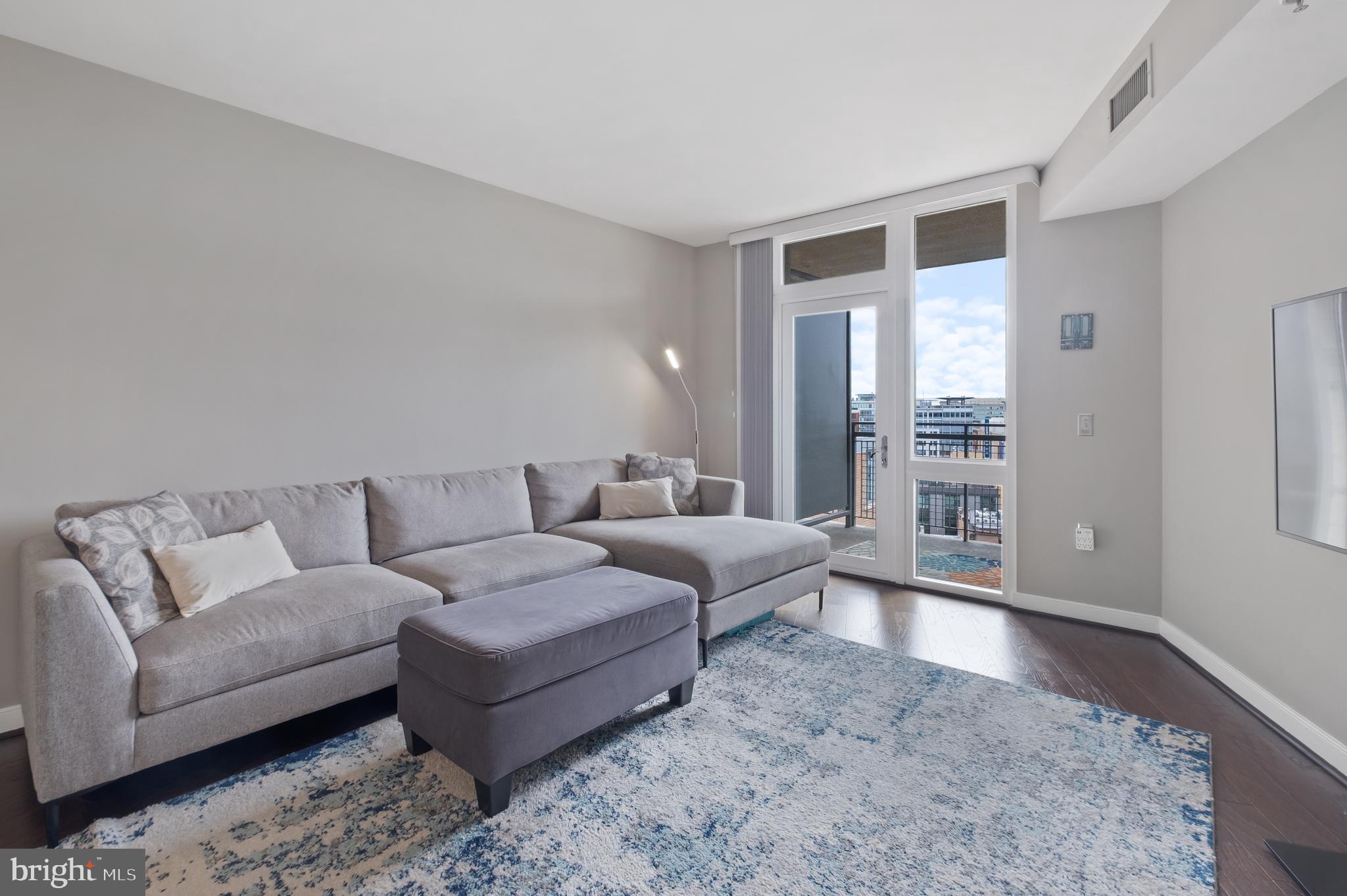 555 MASSACHUSETTS AVENUE NW 1319