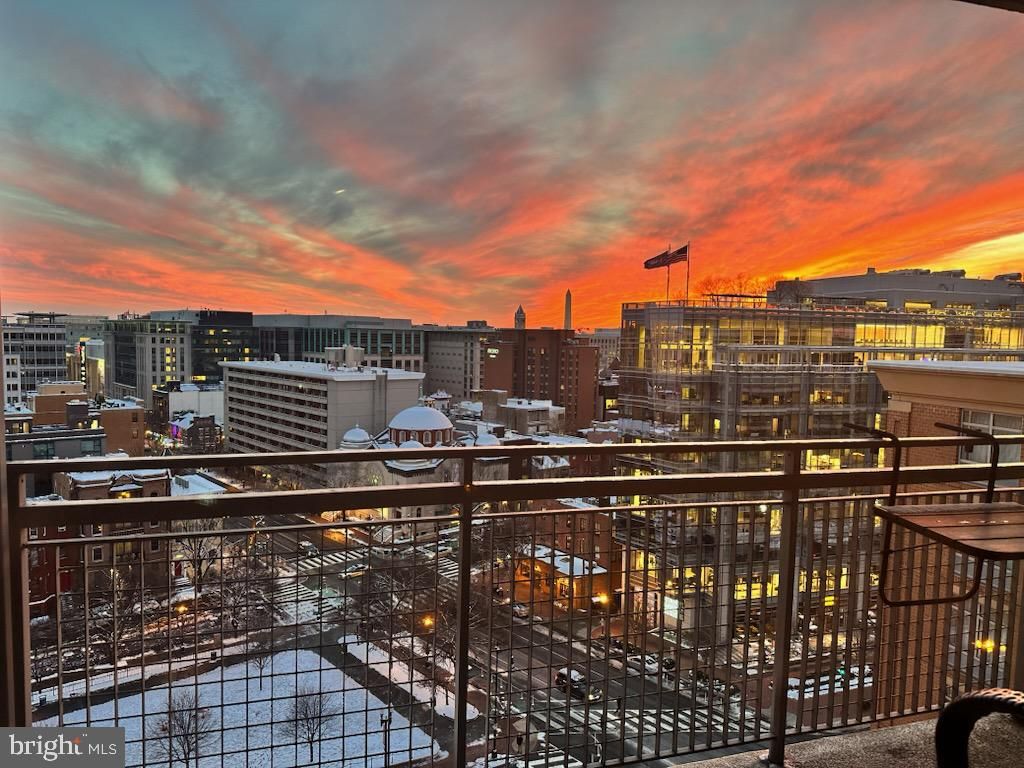 Photo of 555 Massachusetts Avenue NW #1319, WASHINGTON, DC 20001 (MLS # DCDC2227448)