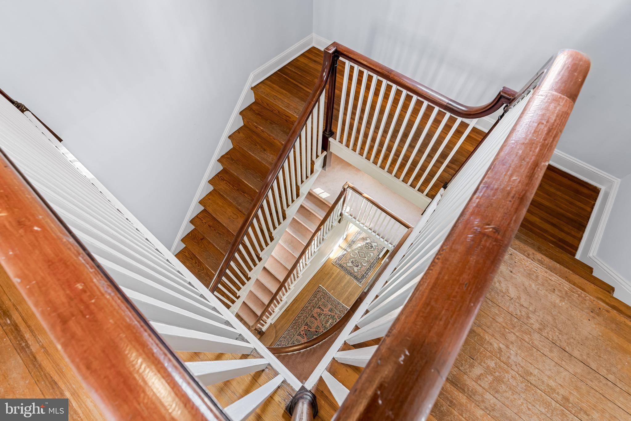 ROLAND PARK - Residential