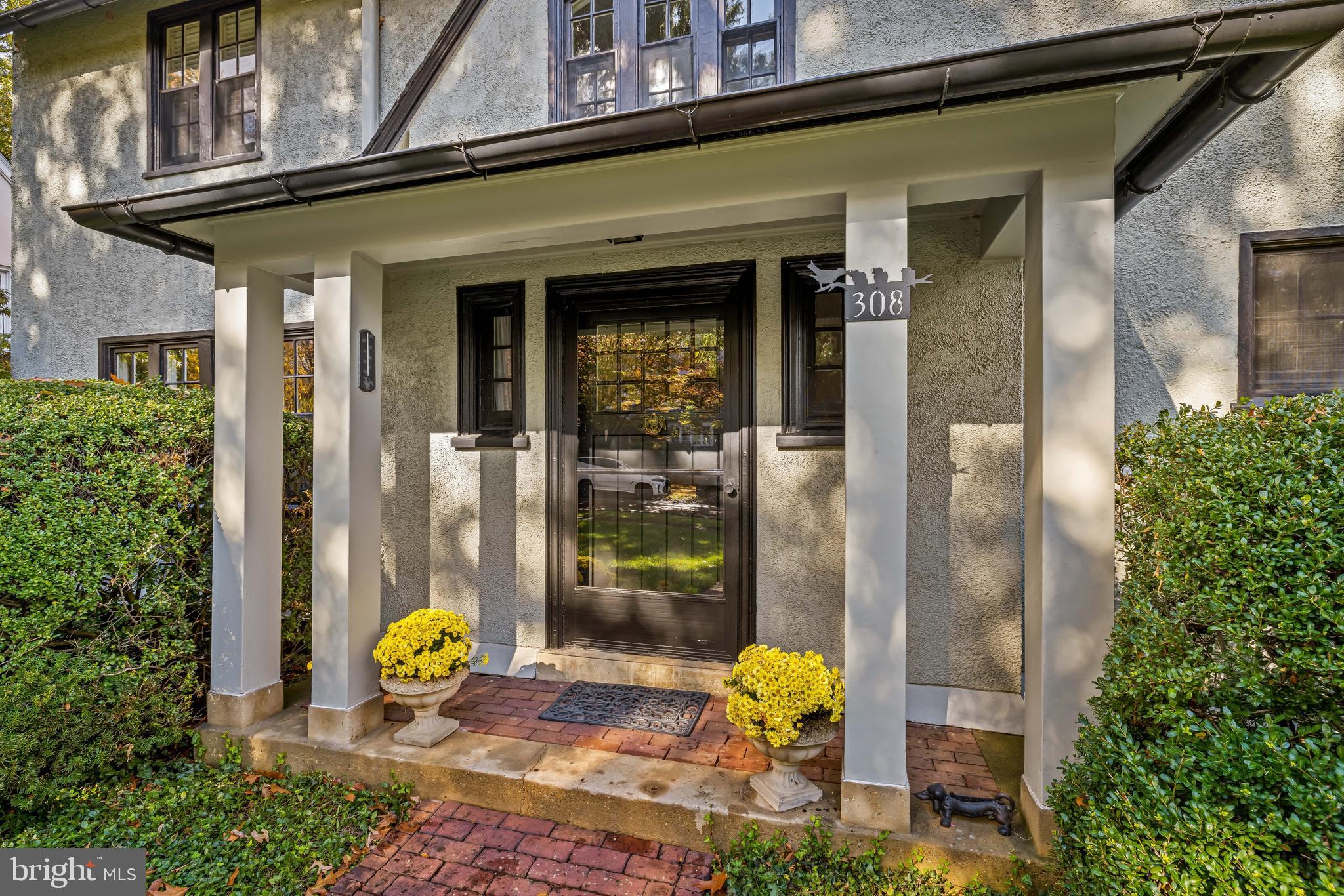 ROLAND PARK - Residential