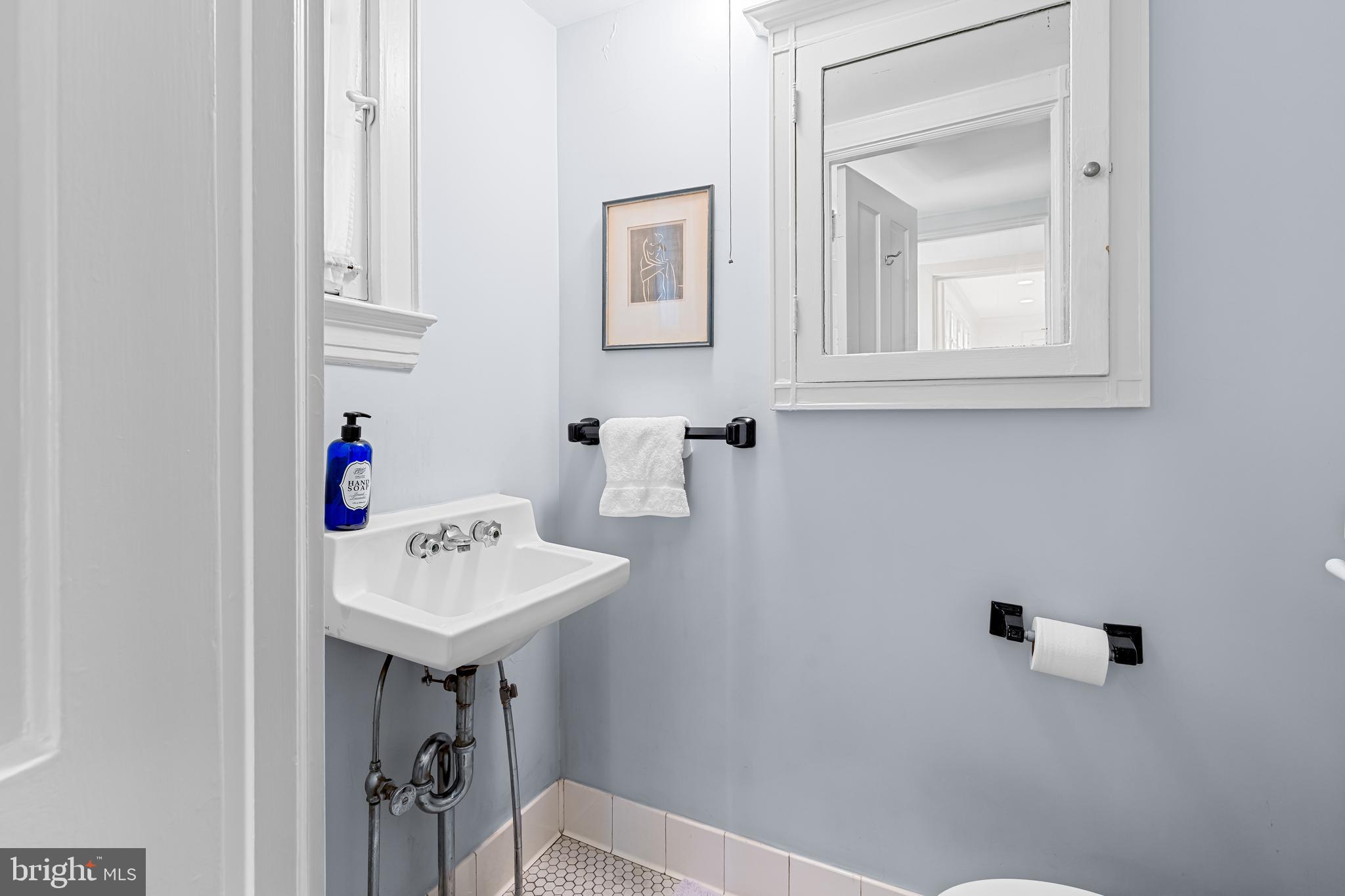 ROLAND PARK - Residential