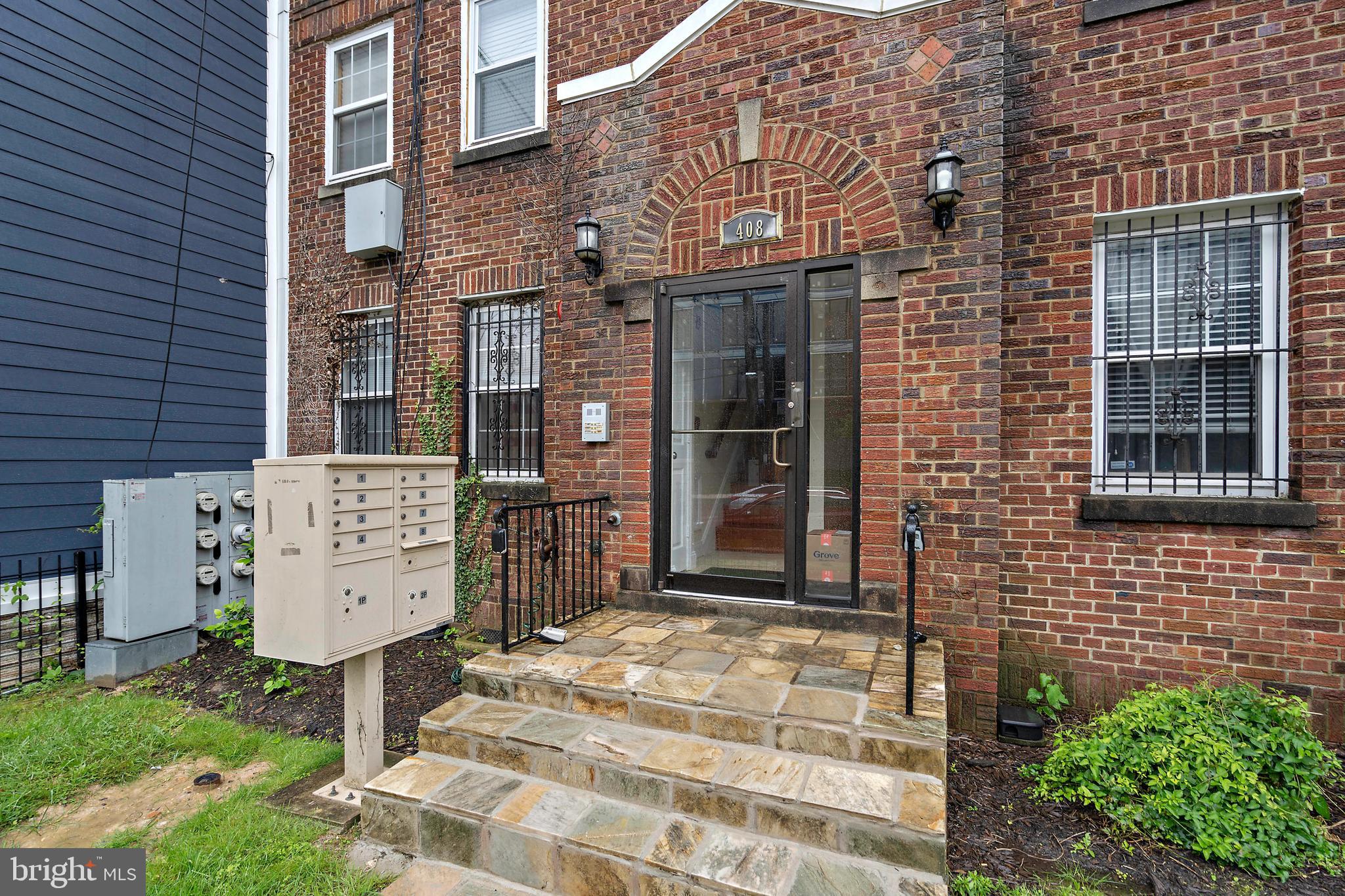 408 KENNEDY STREET NW 202