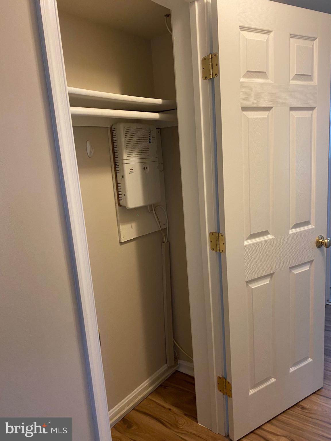 COLONIAL VILLAGE - Residential Lease