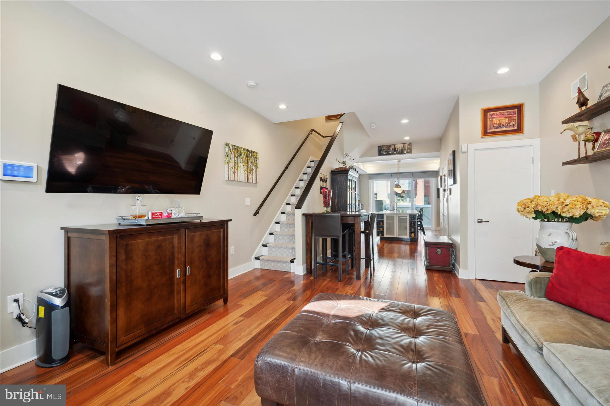 GRADUATE HOSPITAL - Residential