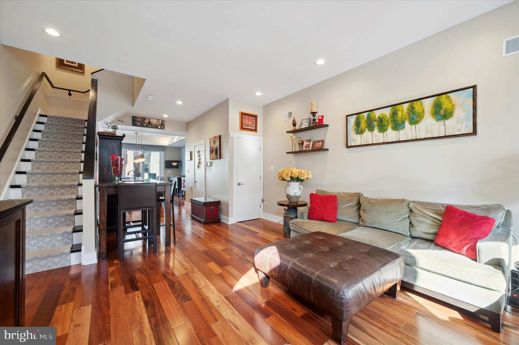 GRADUATE HOSPITAL - Residential