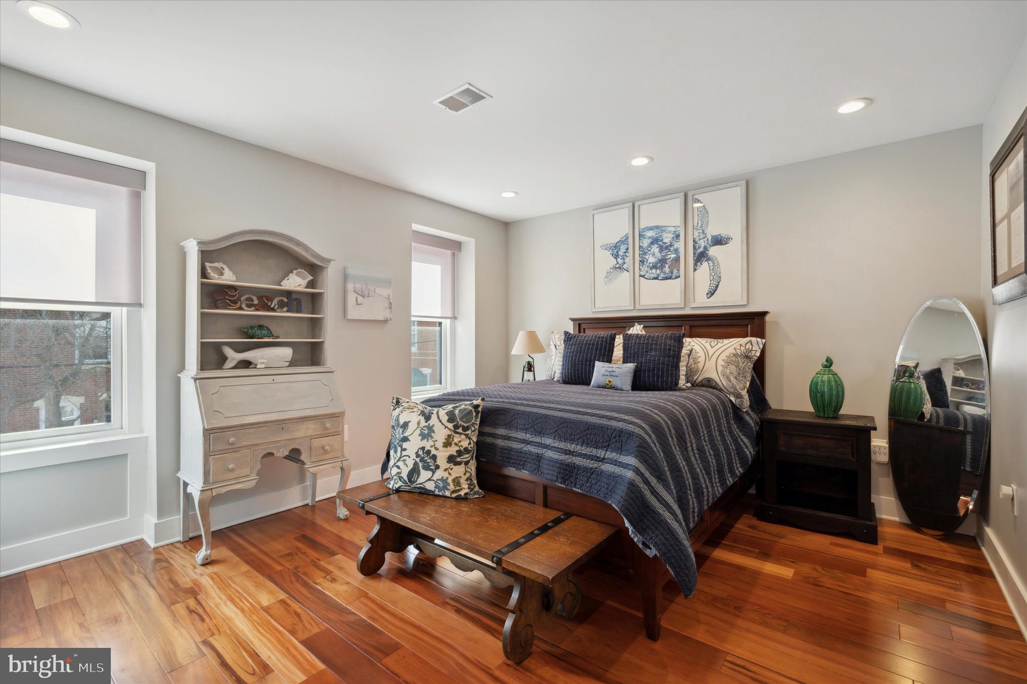 GRADUATE HOSPITAL - Residential