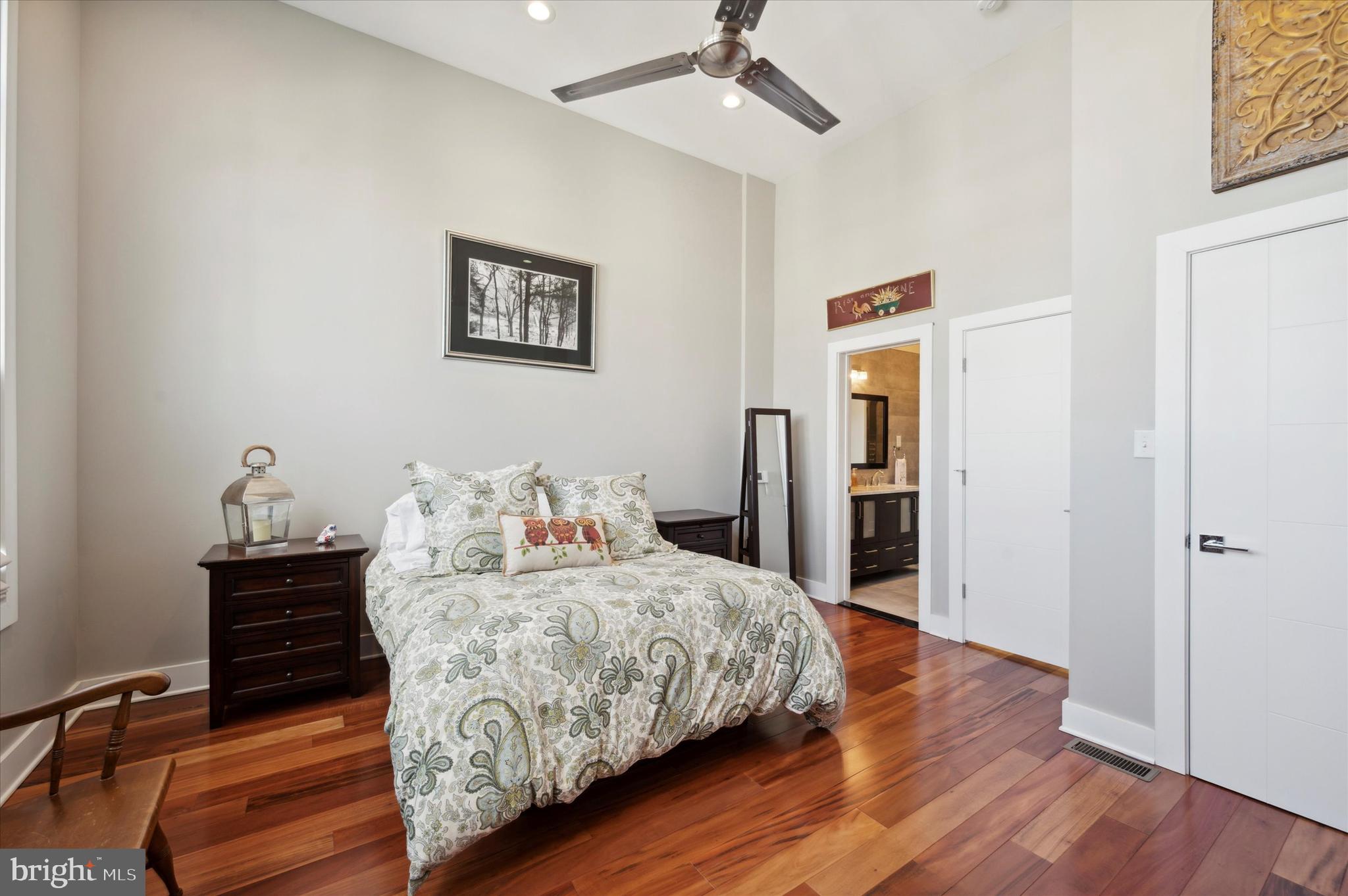 GRADUATE HOSPITAL - Residential