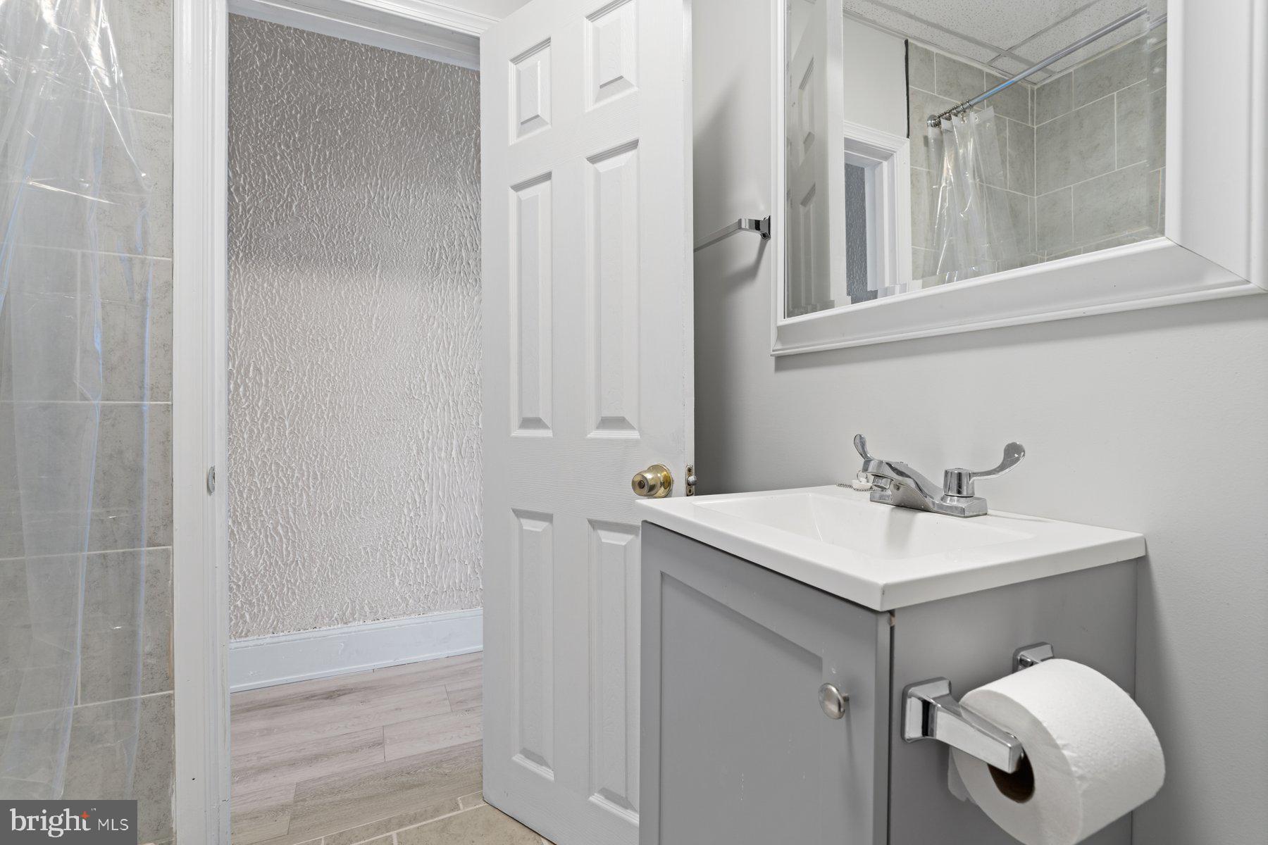 MIDTOWN EDMONDSON - Residential