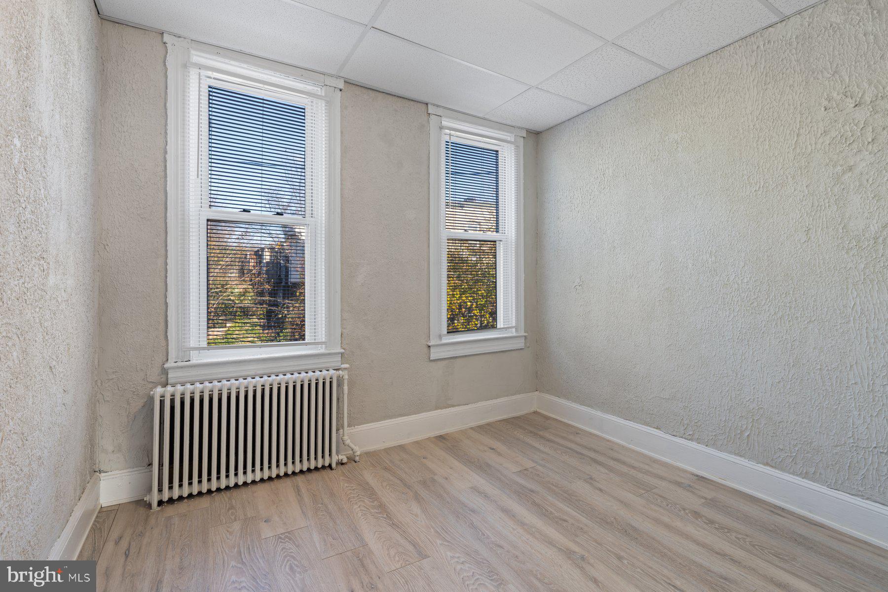 MIDTOWN EDMONDSON - Residential