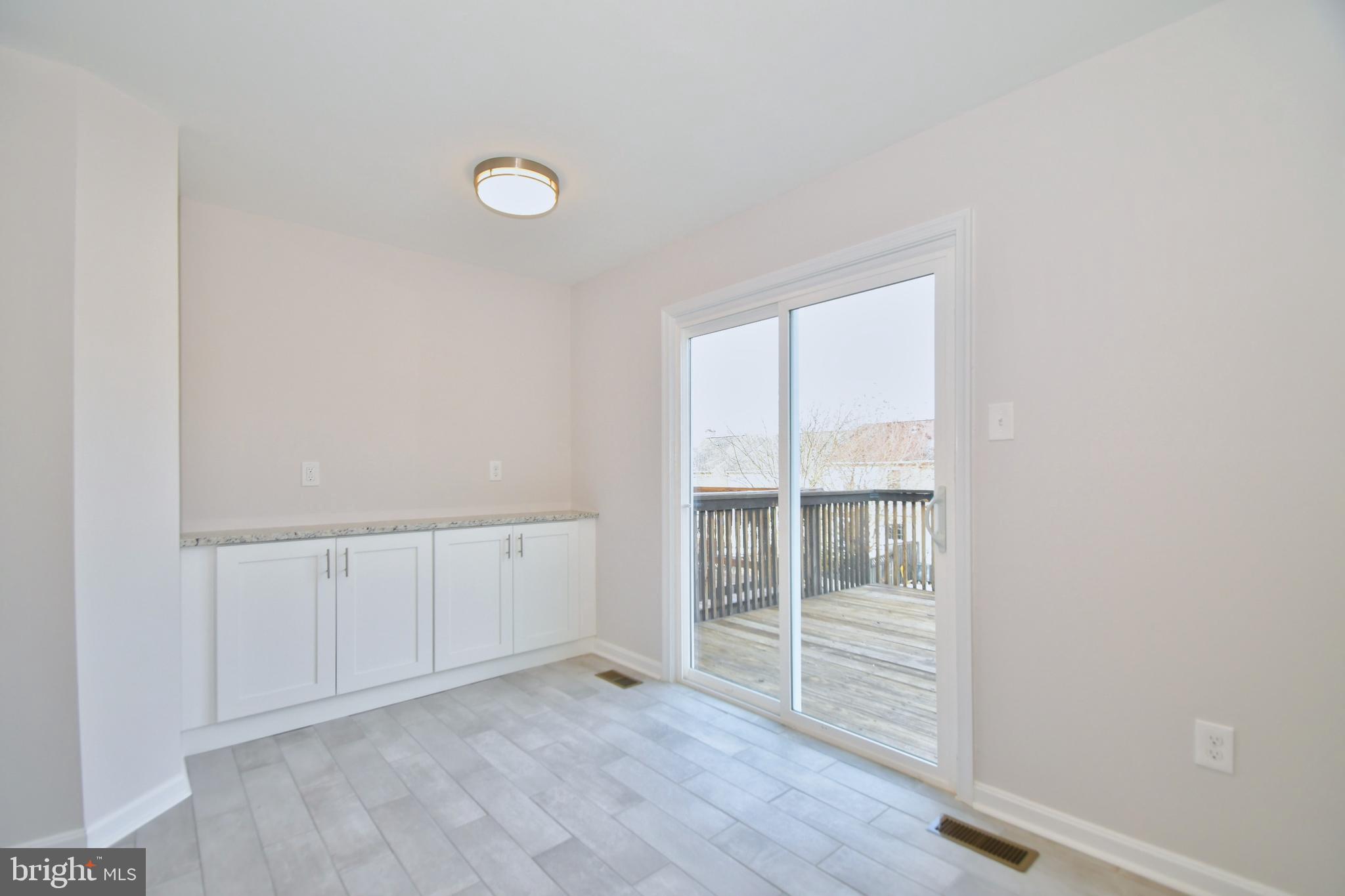 EVERGREEN AT PUTTY HILL - Residential Lease