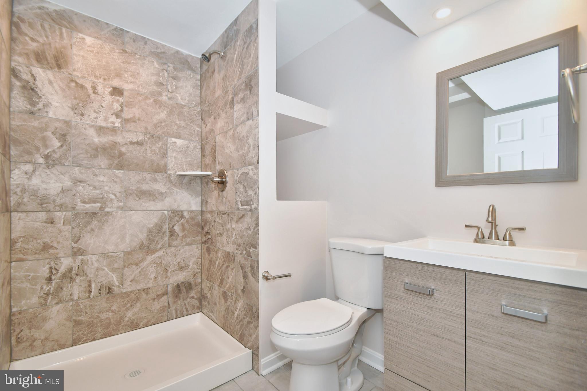 EVERGREEN AT PUTTY HILL - Residential Lease