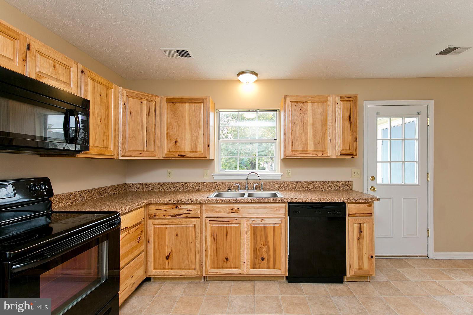 BROOKLAND HEIGHTS - Residential Lease