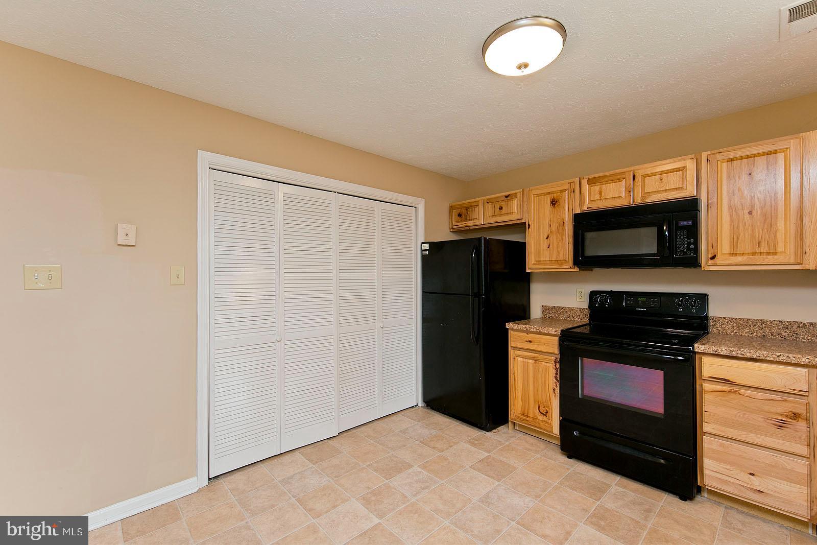 BROOKLAND HEIGHTS - Residential Lease