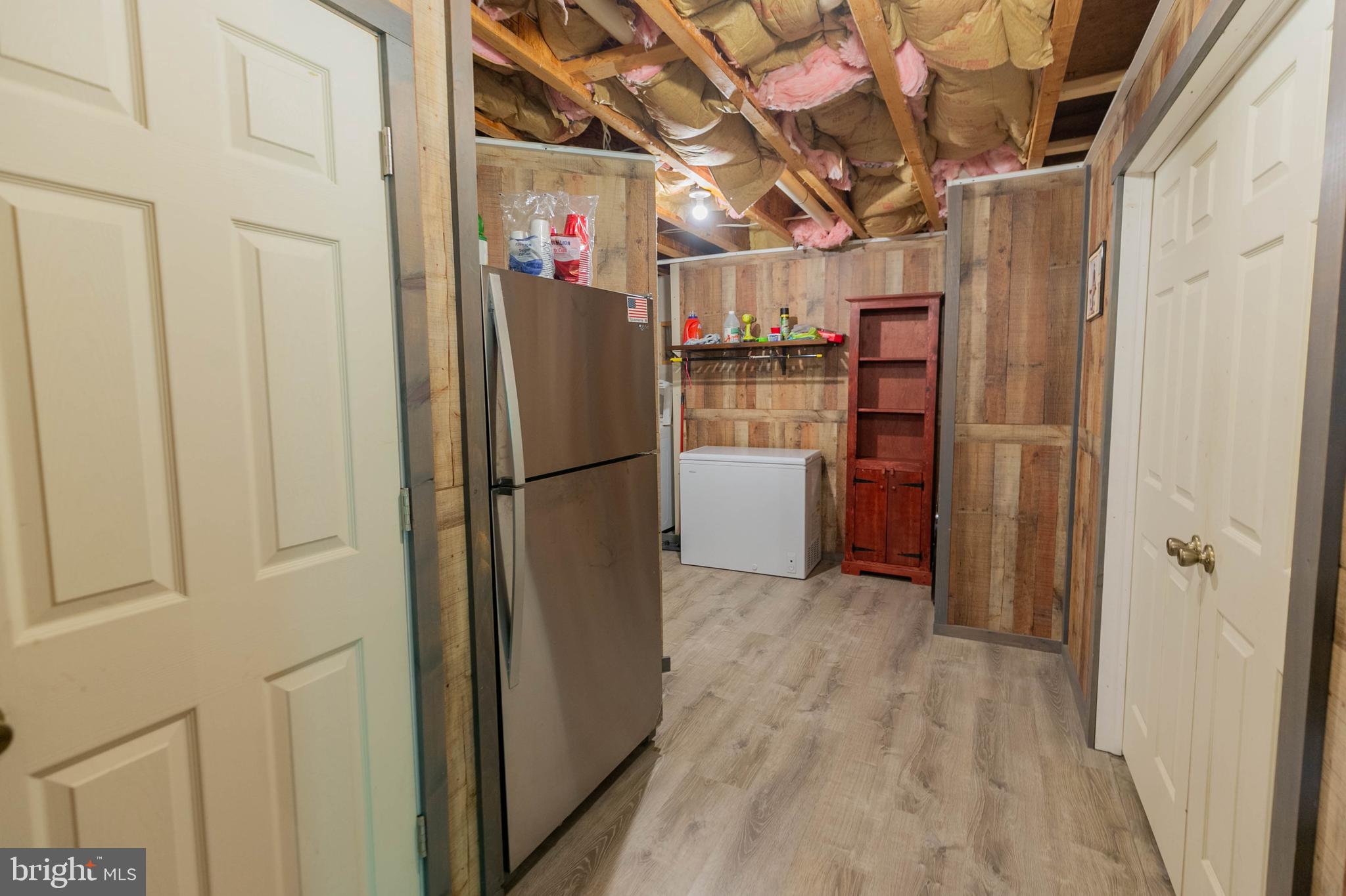 LAKE LAND OR - Residential