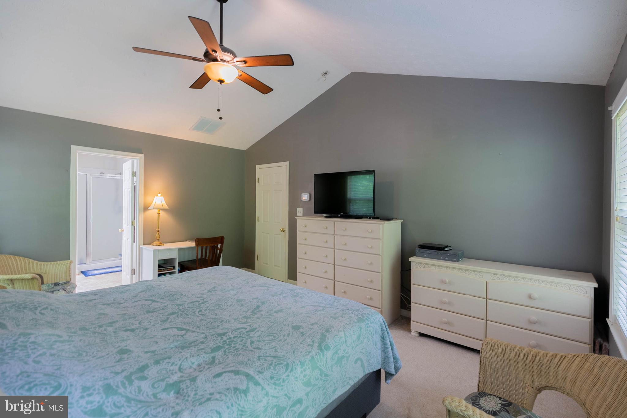 LAKE LAND OR - Residential