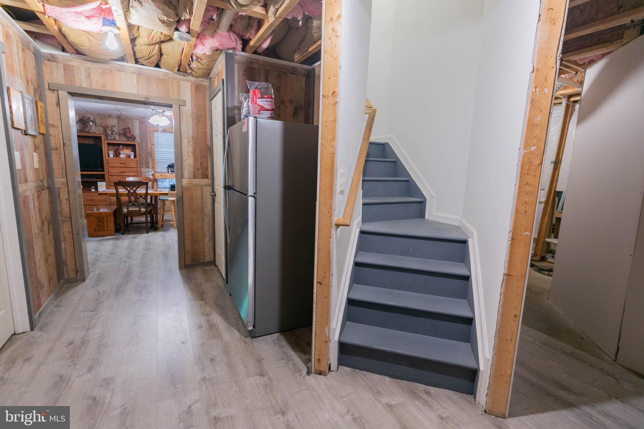 LAKE LAND OR - Residential