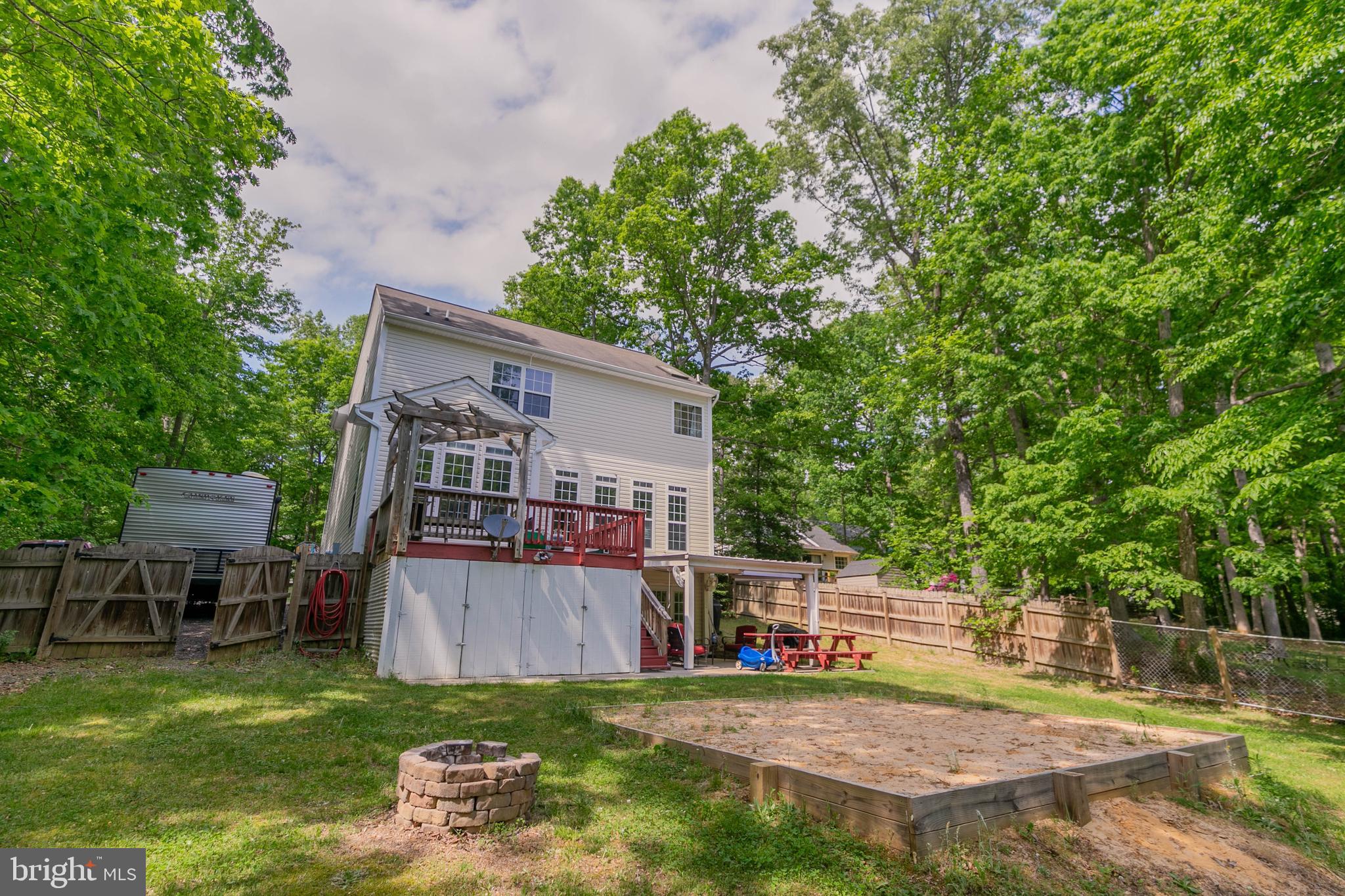 LAKE LAND OR - Residential