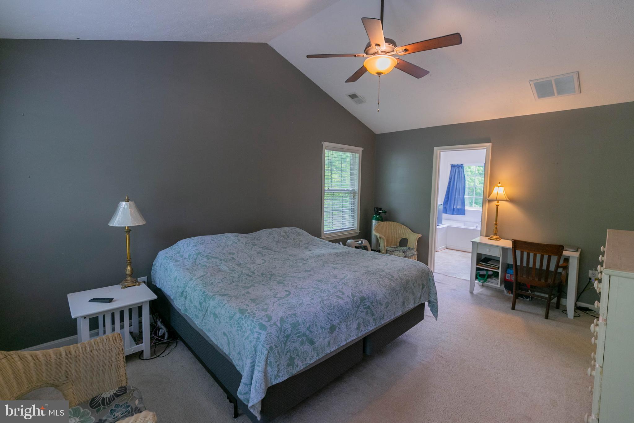 LAKE LAND OR - Residential