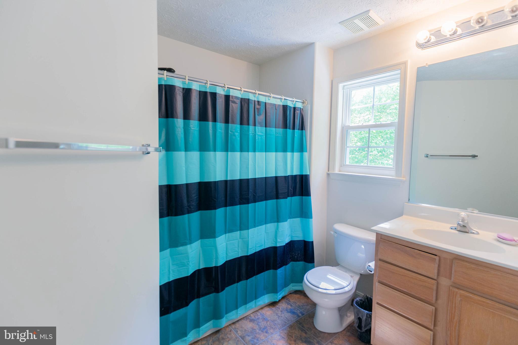 LAKE LAND OR - Residential