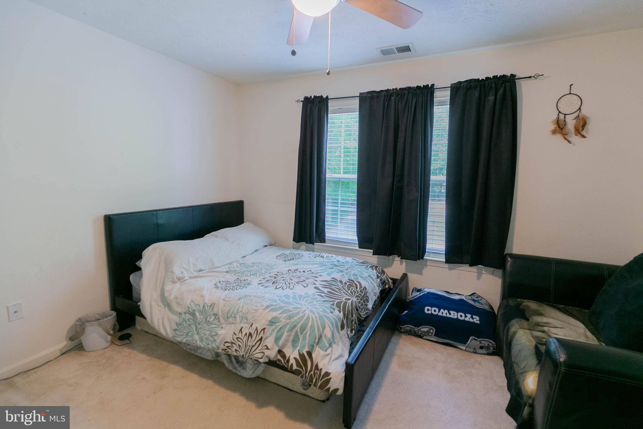 LAKE LAND OR - Residential