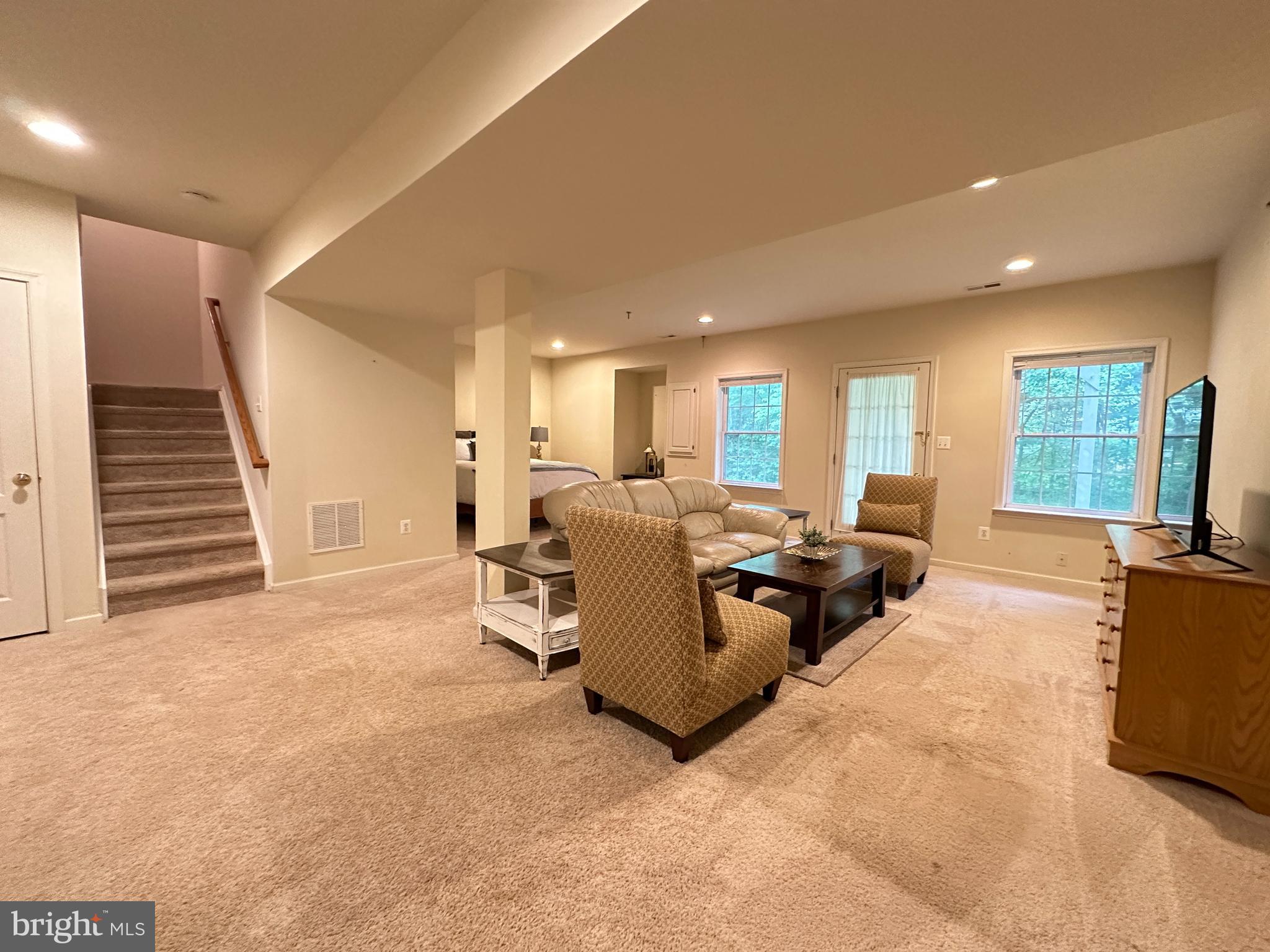 DOMINION VALLEY COUNTRY CLUB - Residential Lease