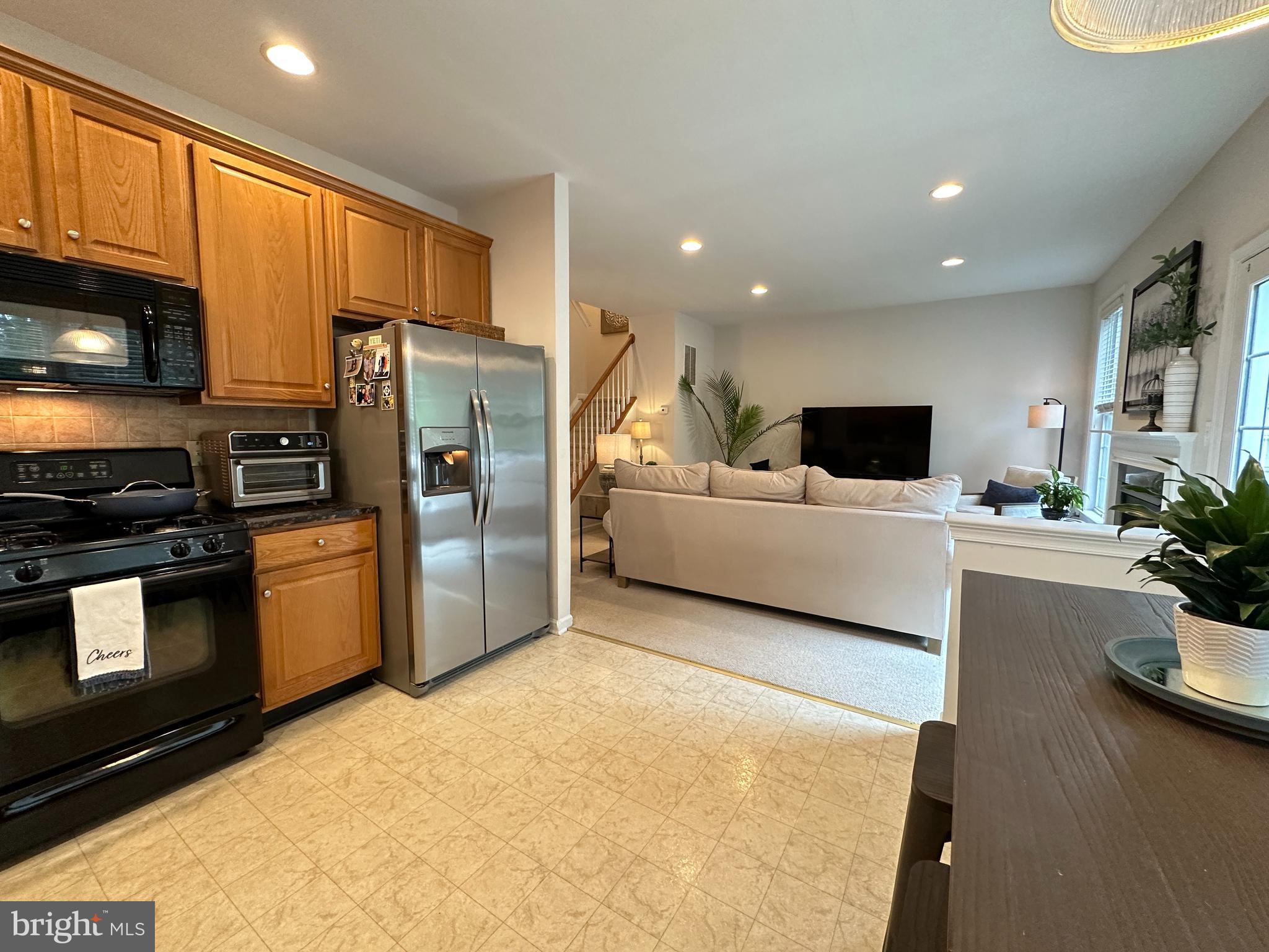 DOMINION VALLEY COUNTRY CLUB - Residential Lease