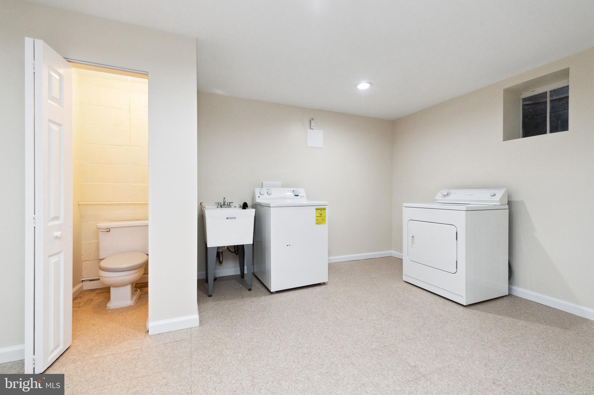 SHETLAND HILLS - Residential