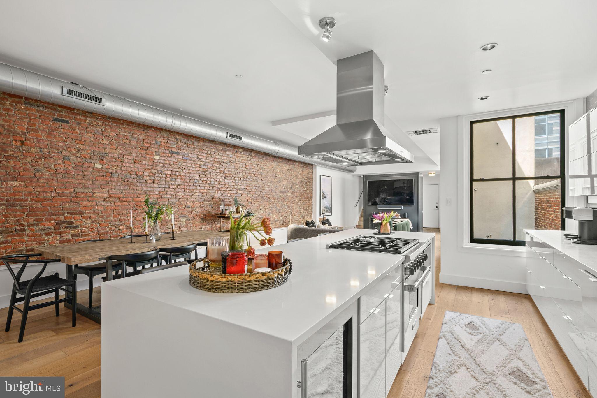 RITTENHOUSE SQUARE - Residential