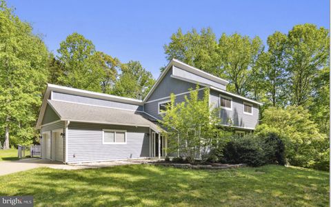 Photo of 16 Peregrine Court, STAFFORD, VA 22554 (MLS # VAST2045550)