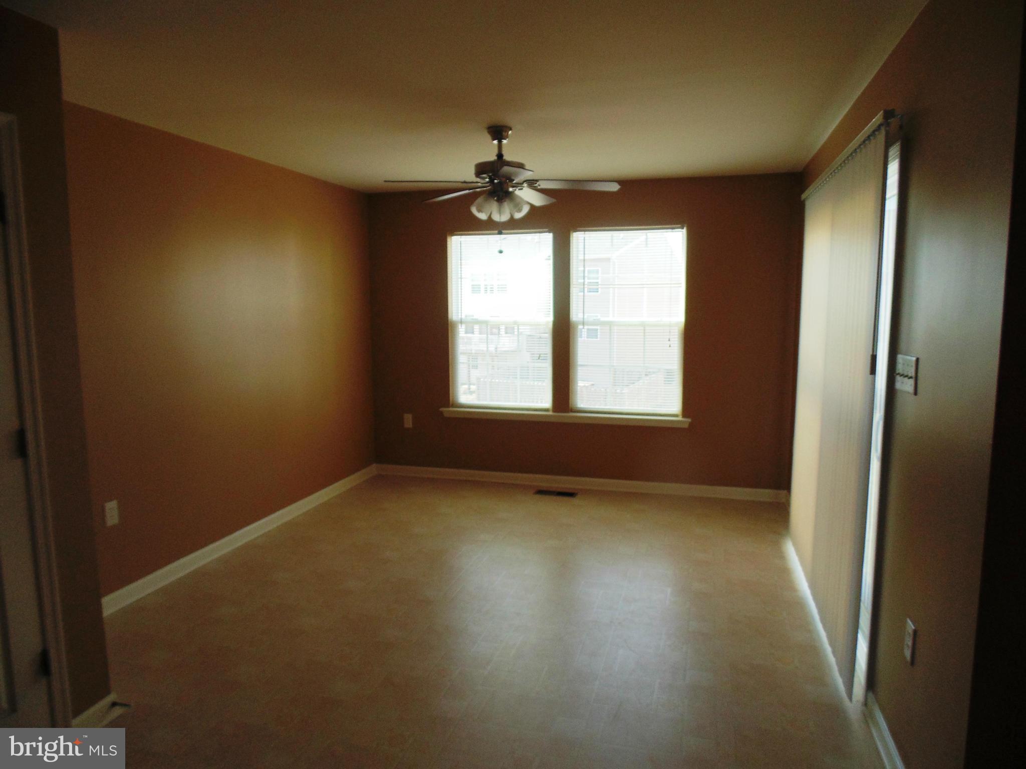 PLEASANT VIEW - Residential Lease