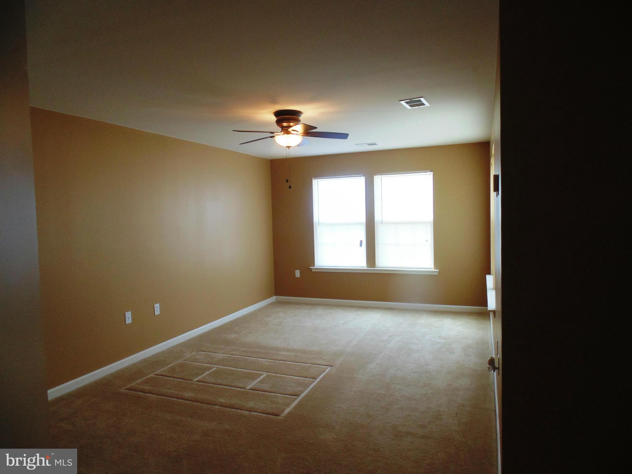 PLEASANT VIEW - Residential Lease