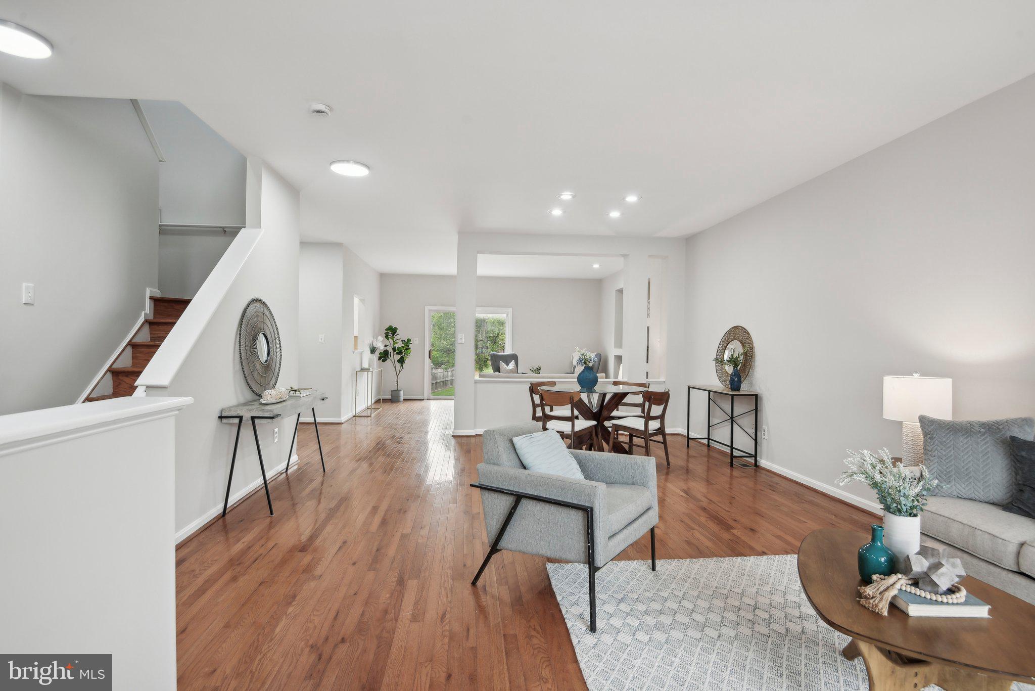 CENTER RIDGE - Residential