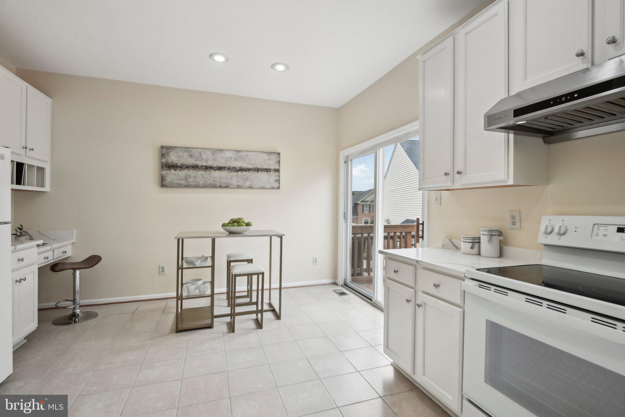 CENTER RIDGE - Residential