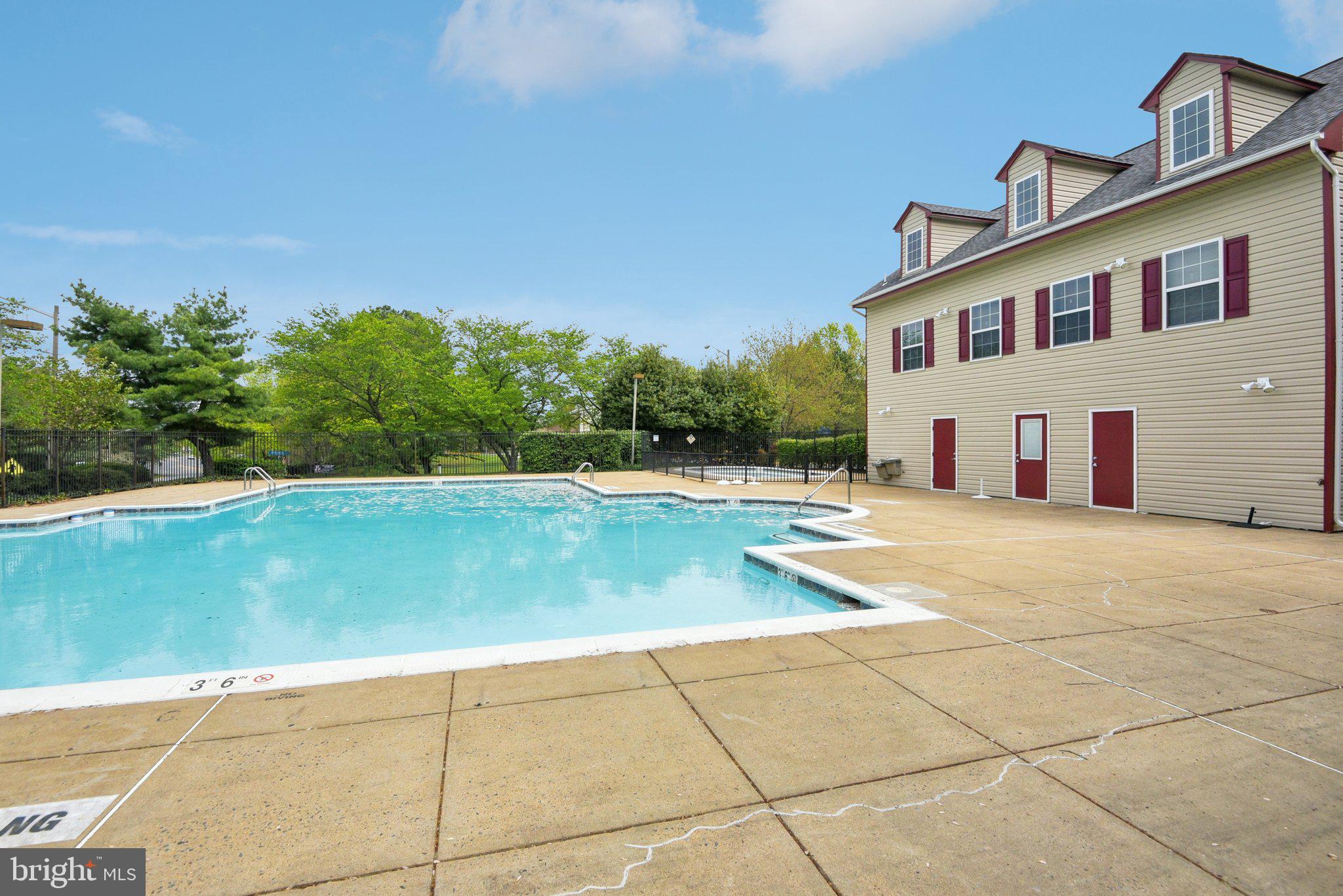 CENTER RIDGE - Residential