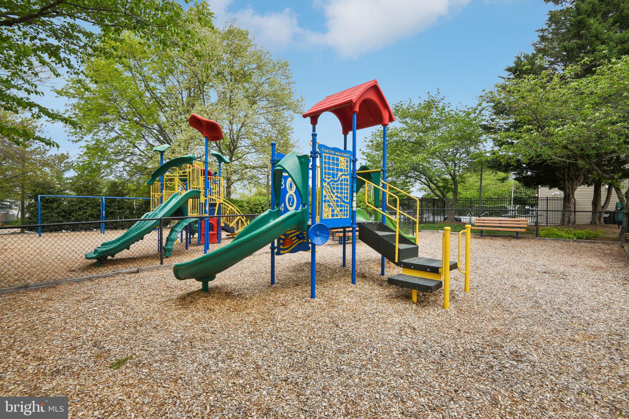 CENTER RIDGE - Residential