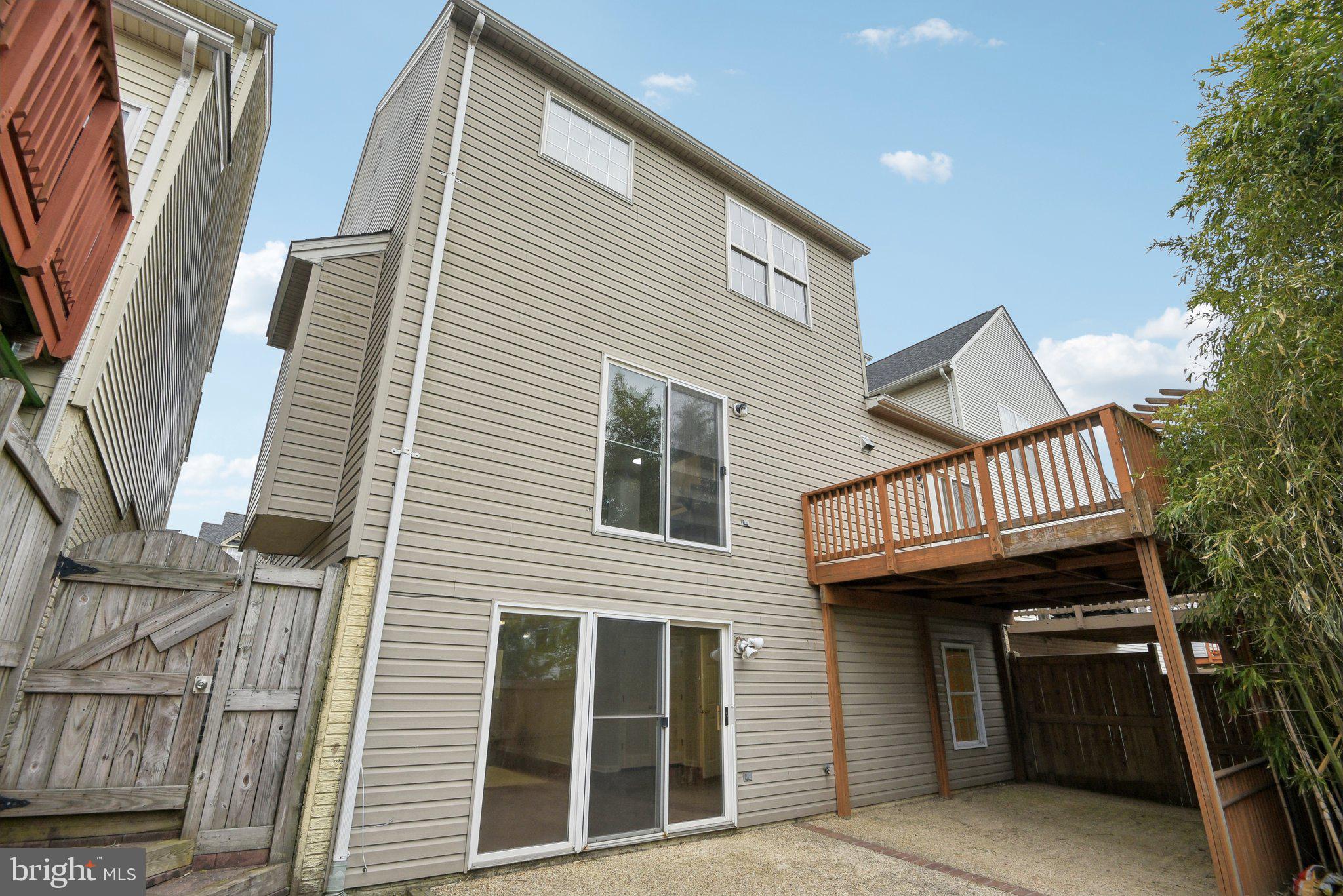 CENTER RIDGE - Residential