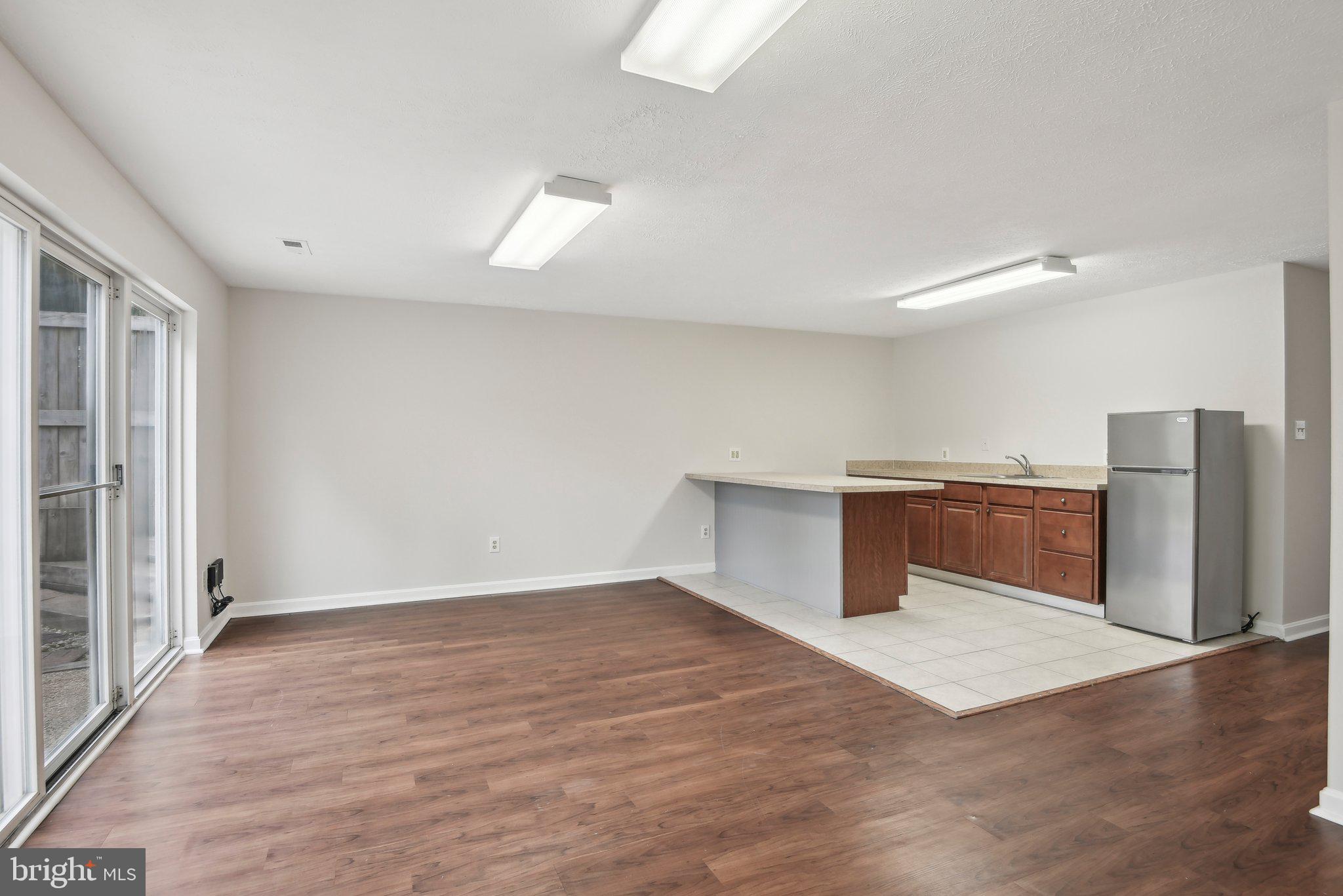 CENTER RIDGE - Residential