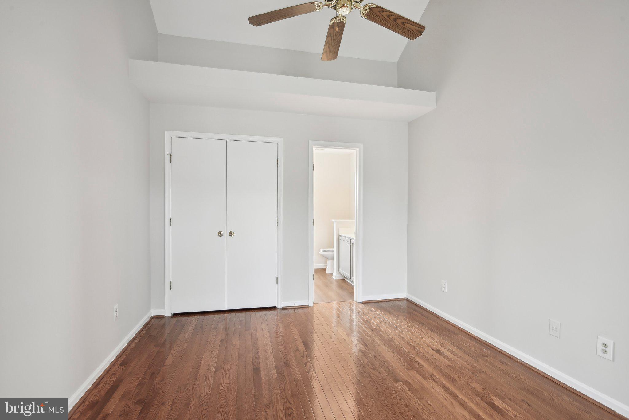 CENTER RIDGE - Residential