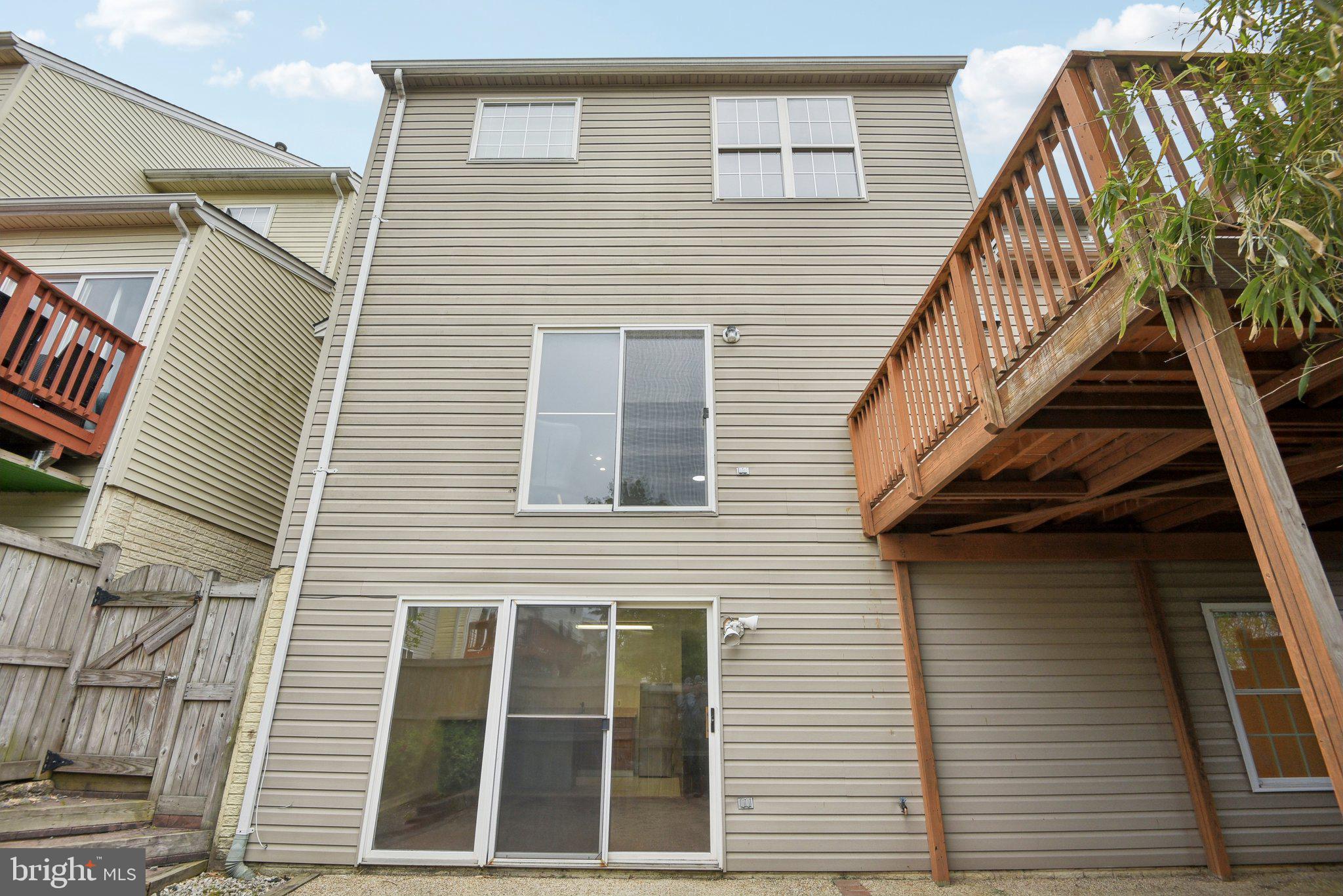 CENTER RIDGE - Residential