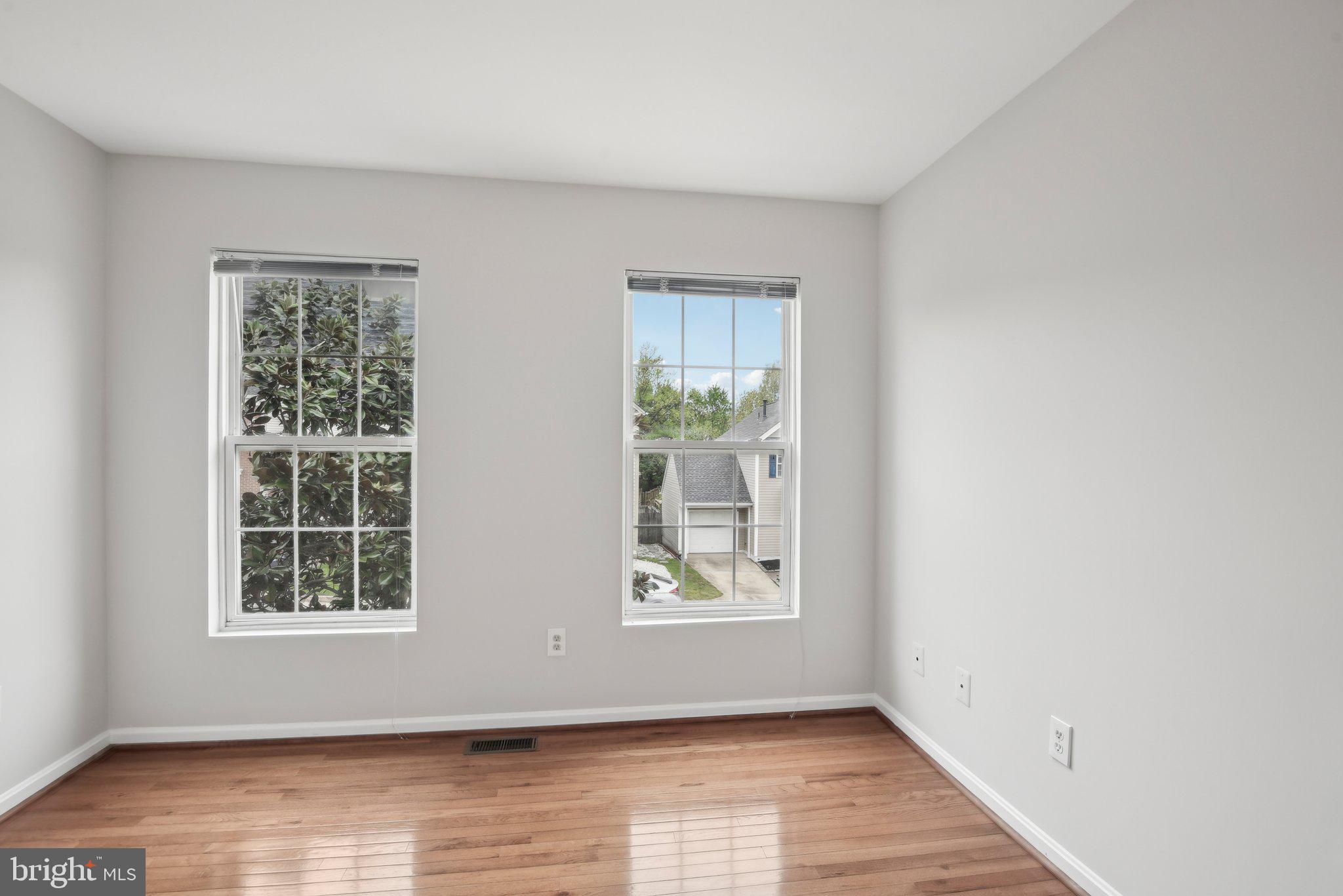 CENTER RIDGE - Residential