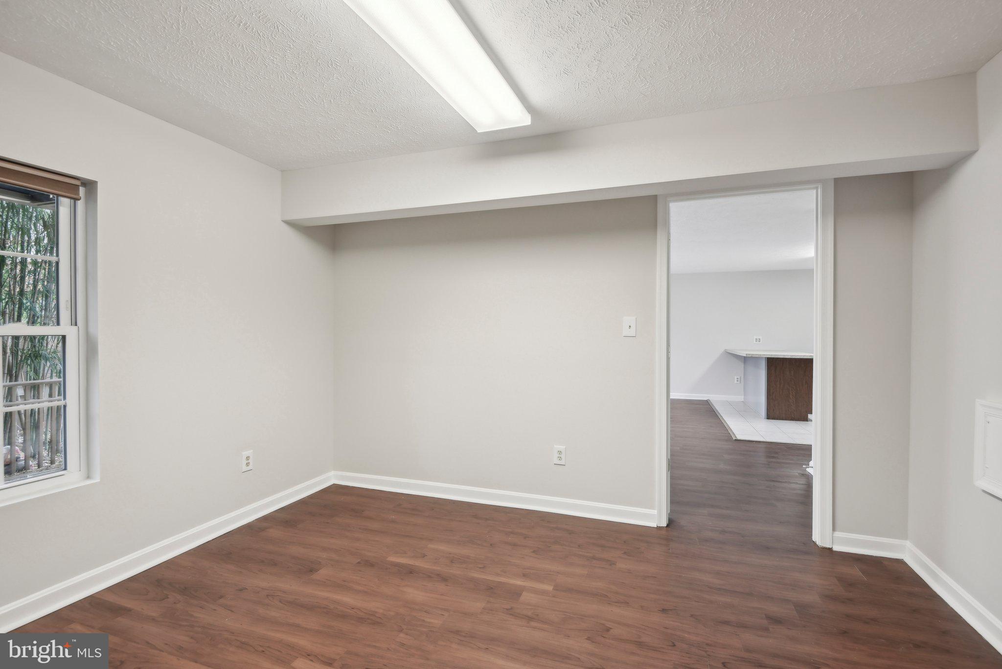 CENTER RIDGE - Residential