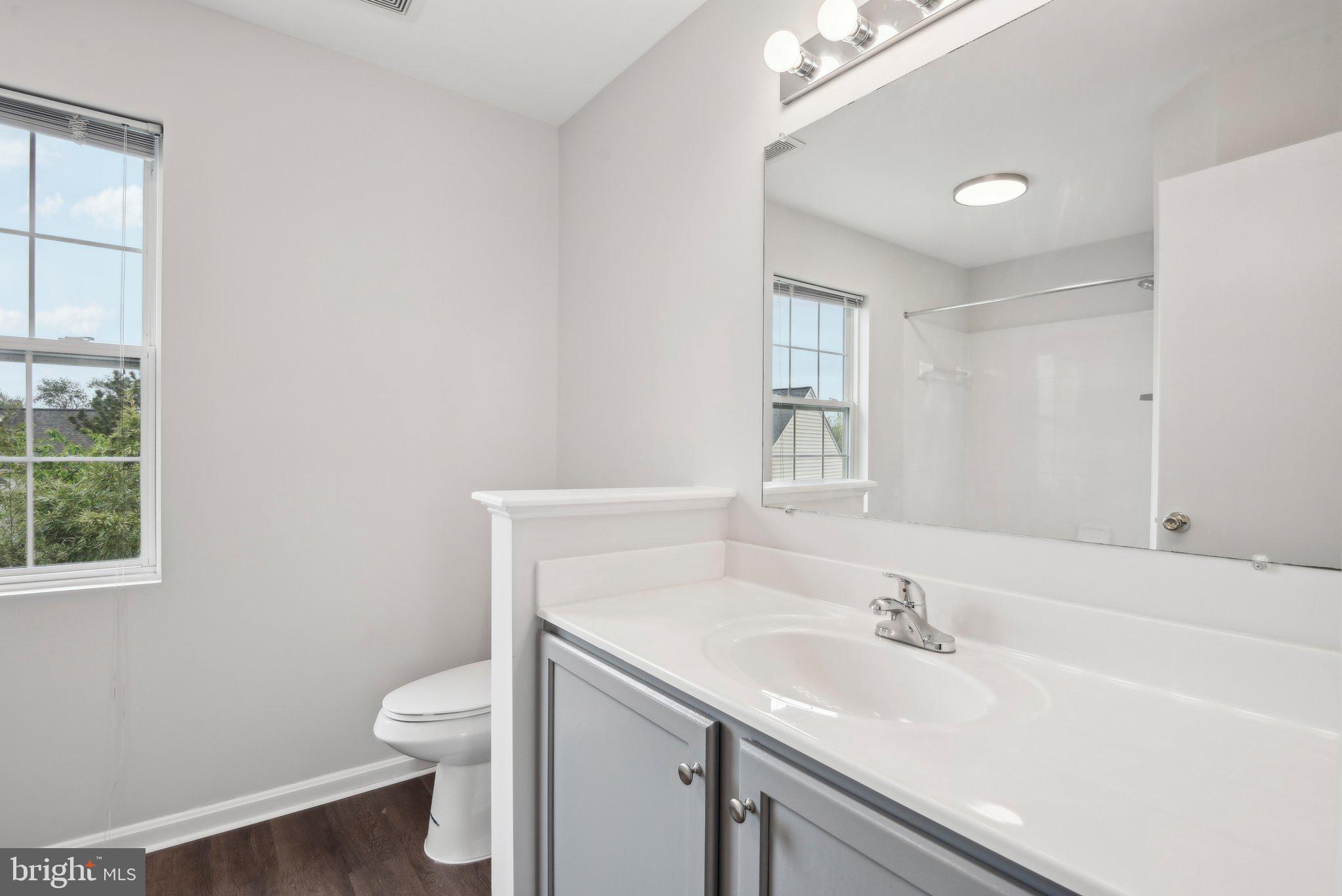 CENTER RIDGE - Residential