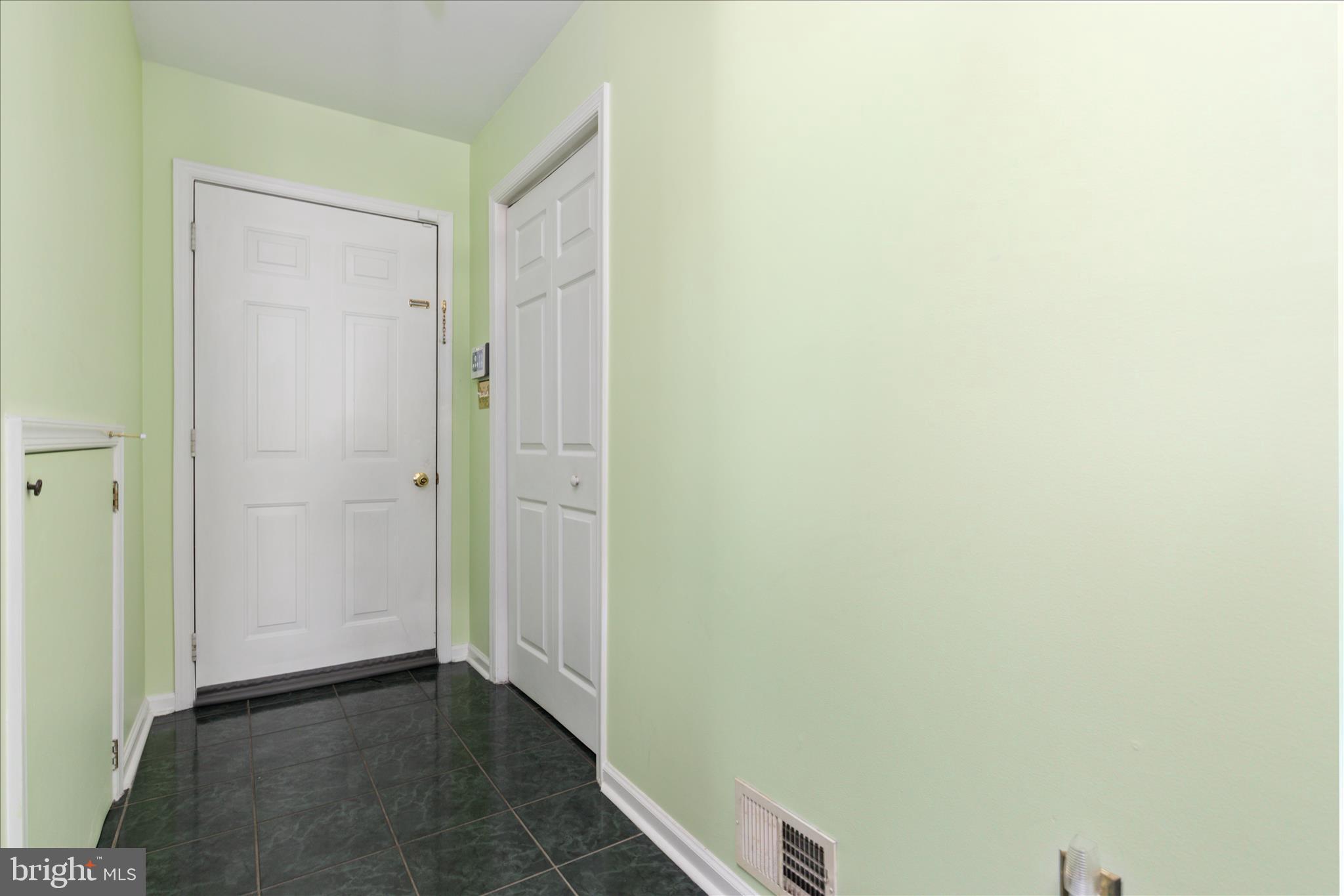 NADENBOUSCH HEIGHTS - Residential