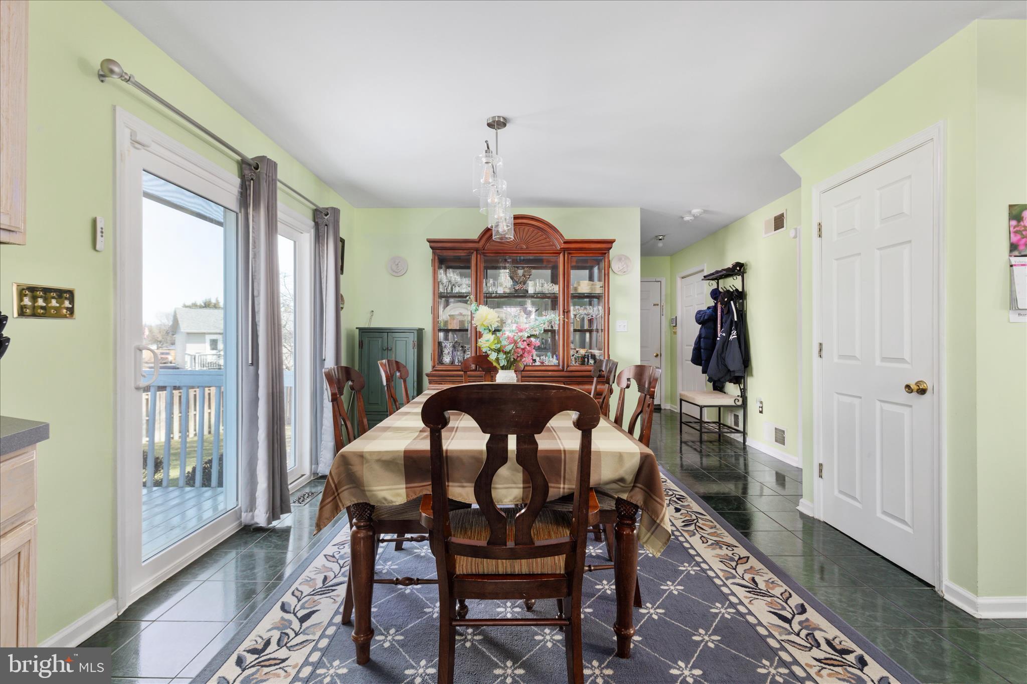 NADENBOUSCH HEIGHTS - Residential