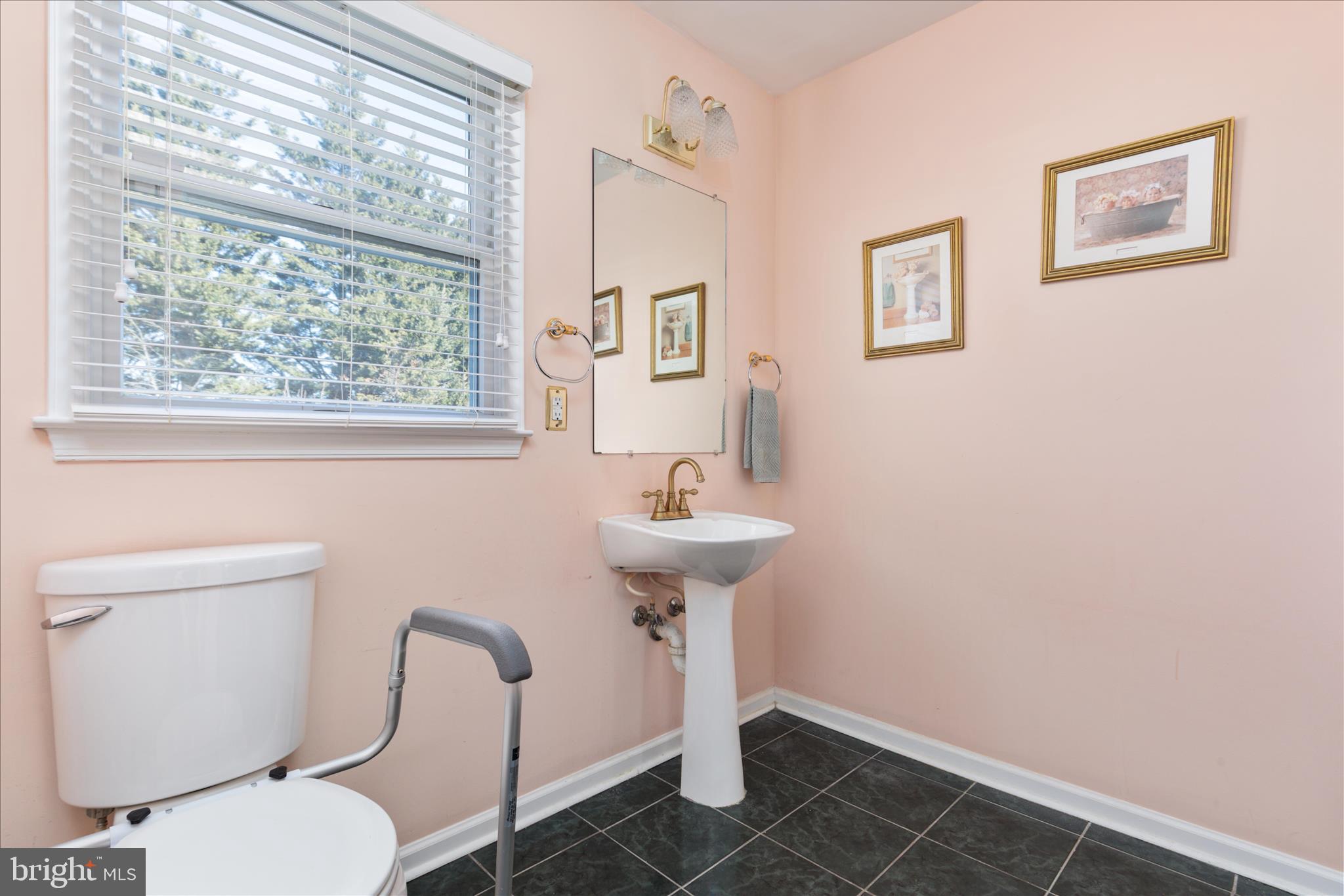 NADENBOUSCH HEIGHTS - Residential